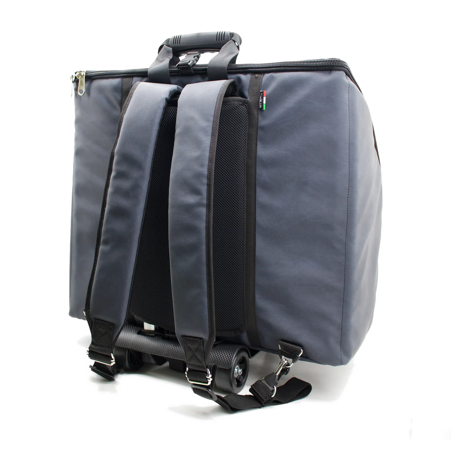 Akkordeon Trolley Stefy Line von hinten – gepolstertes Rückenteil, Rucksackgurte und vier Rollen