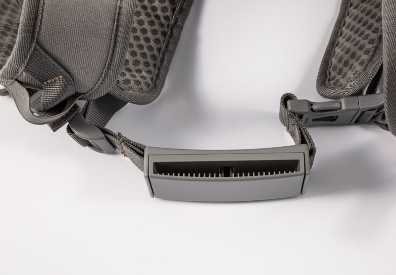 HOHNER XS Schulterriemen Lasche Detail – Akkordeon Service Center Pforzheim